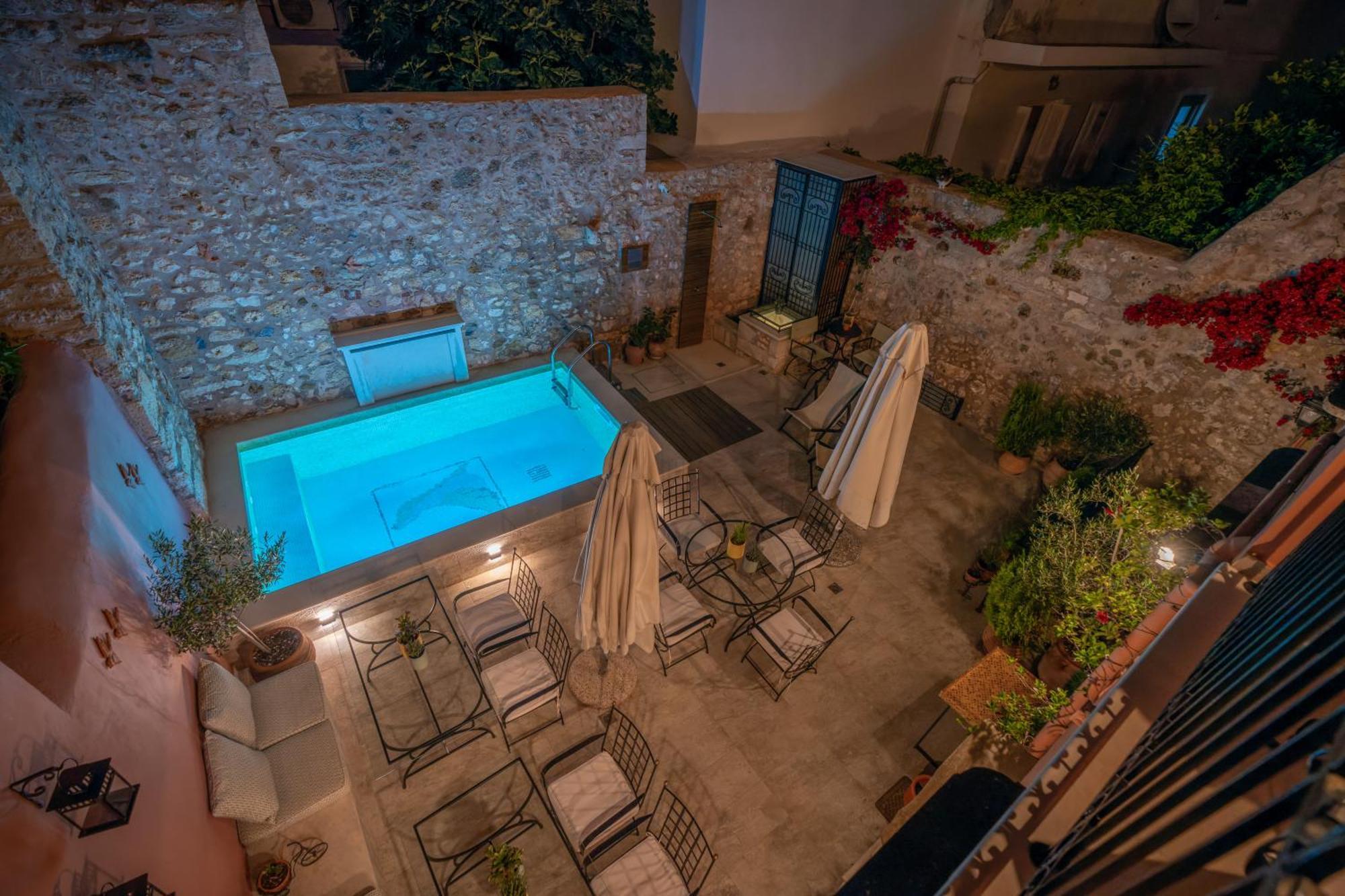 Phaedra Suites (Adults Only) 레팀노 외부 사진